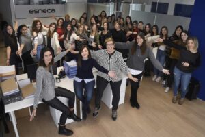 El 84% de la plantilla de Esneca Business School está compuesta por mujeres