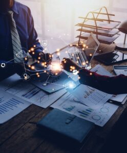 Estudia el máster en analista geopolítico internacional