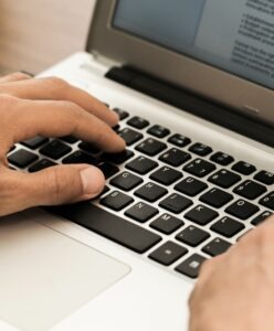 Estudiar el Máster en Comunicación de Marca + Máster en Escritura Persuasiva y Copywriting