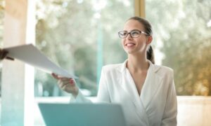 Aprende cómo escribir una carta de motivación, ejemplo y paso a paso