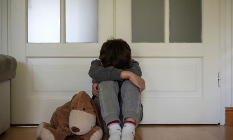 ¿Cuáles son las consecuencias psicológicas de abuso infantil?