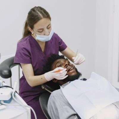 Estudia el curso online de técnico en higienista dental