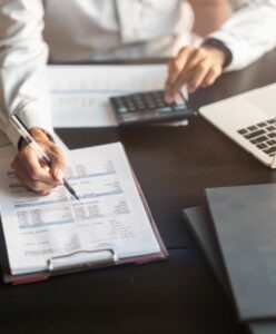 Especialista en Gestión Auxiliar de Documentación Económico-Administrativa y Comercial Especialista en Gestión Auxiliar de Documentación Económico-Administrativa y Comercial