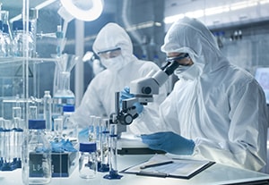 estudiar-equipo-laboratorio