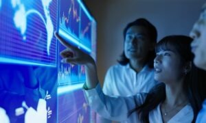 Descubre las funciones de un analista geopolítico