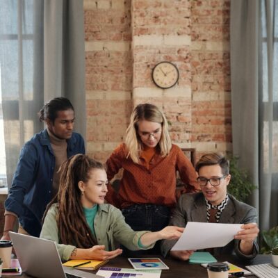 Máster en Inteligencia Artificial Aplicada al Marketing, Redes y Copywriting + Máster en SEO, GEO y AEO para el Marketing 5.0