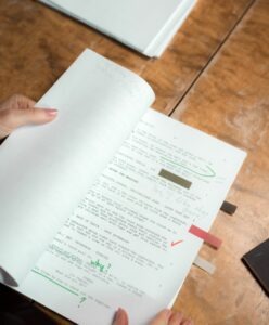 Estudiar el máster en guionista de cine, radio y televisión