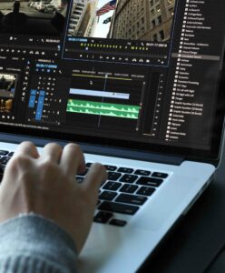 Máster en Montaje y Edición de Vídeo y Coaching Tecnológico