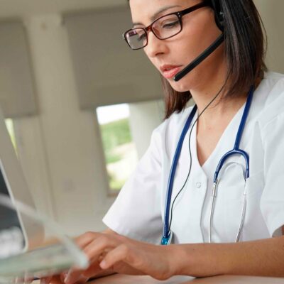 estudia ahora el Máster en Secretariado Médico