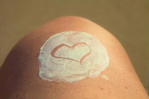 Los productos de parafarmacia nos ayudan a mantener una piel sana y cuidada... te contamos cómo usarlos