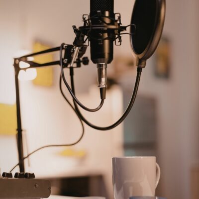 Máster en Creación de Programas de Entretenimiento + Máster en Podcasting: Producción y Comercialización de Pódcast