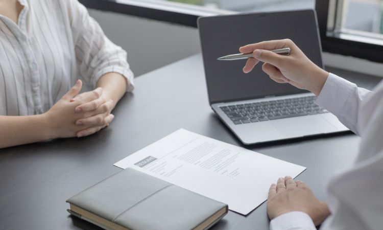 Salidas profesionales en relaciones laborales y recursos humanos