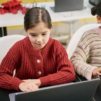 Máster en Tecnología Educativa + Certificación Experto en IA para la Educación y la Docencia