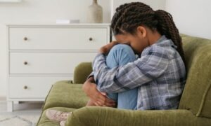 Conoce qué son los traumas infantiles y cómo detectarlos en adultos
